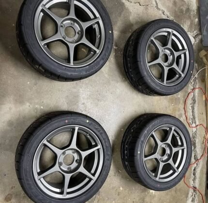 Set of Buddy Club P1 Rims. 16x7 et43 5x114.3 in “Anthracite”