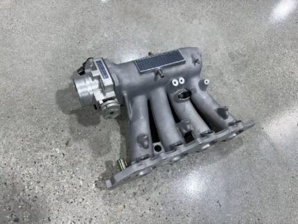 Skunk2 Manifold w/ Pro series 68mm Throttle Body (Used) For: B16/B18C ITR