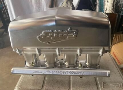 Brand new Gato performance k series 8 Injector center feed manifold.