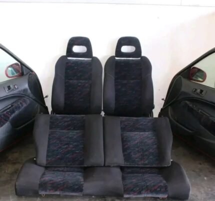 EK4 SIR Red Confetti Interior