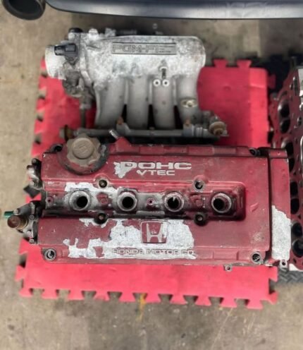 JDM B16A Cylinder Head Complete head