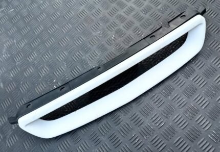 Front Grille EK9 CTR Type R 97 Good condition